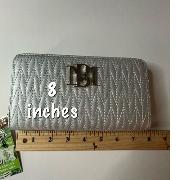 NWT Badgley Mischka Grey Blue Quilted Long Cardholder Wallet Vegan Leather - Picture 10 of 12